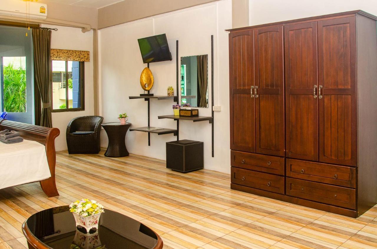 Allstar Guesthouse Karon Екстер'єр фото